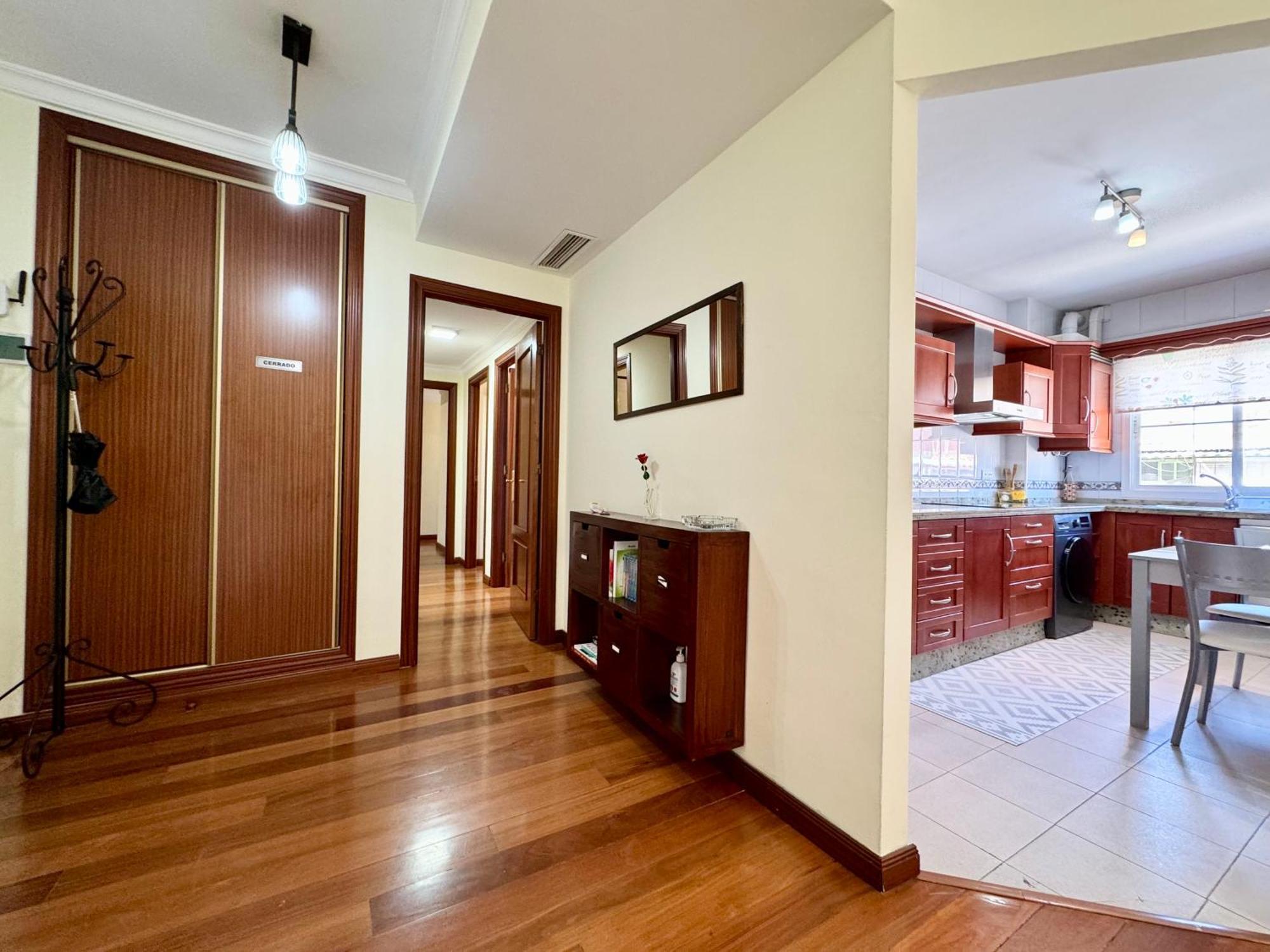 Lujoso Piso Centro Aparcamiento Privado, Terraza & Ac Leilighet Málaga Eksteriør bilde